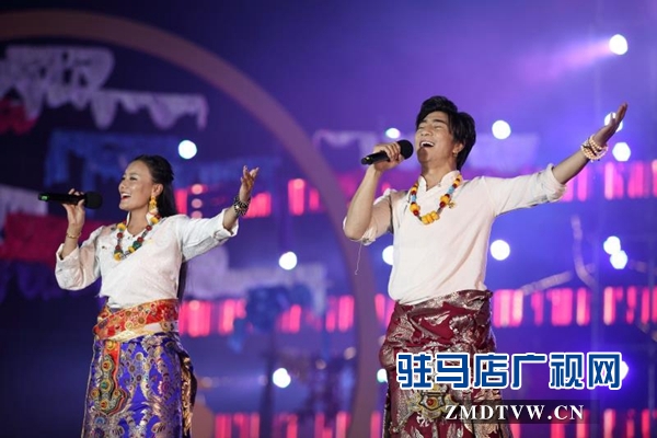 首届“中国农民丰收节——中国农民电影节”在西平县盛装开幕