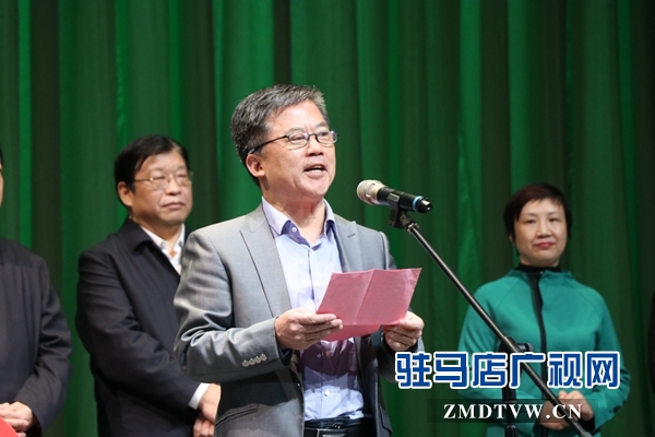 第八届黄河戏剧节在樊粹庭故里驻马店拉开帷幕 首演剧目《皇家驿站》